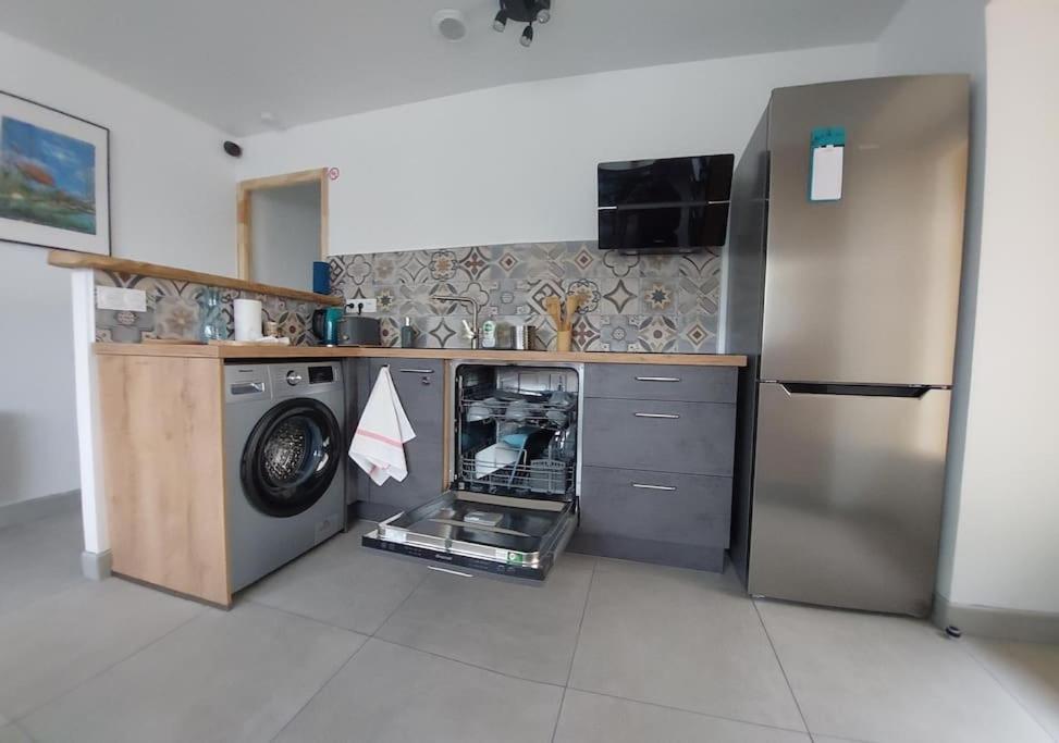 Le Cormoran Emplacement Ideal, Moderne Tres Equipe Thury-Harcourt-le-Hom Εξωτερικό φωτογραφία